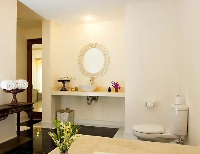 The Royal Palm 3*